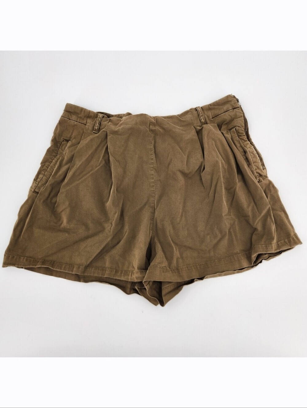 Anthropologie Kelyn Pleated Cuty Shorts Womens Size 12 Olive Pockets Zip Side